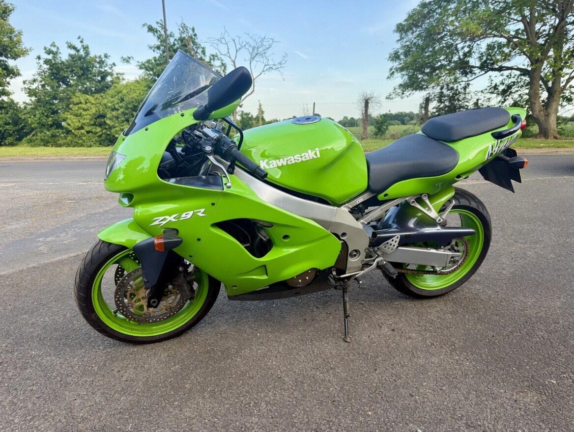 ちか。 ZX-9R zx9r 1998-2001 シングルシート 青 ZX-9R（ZX900C）に適合する